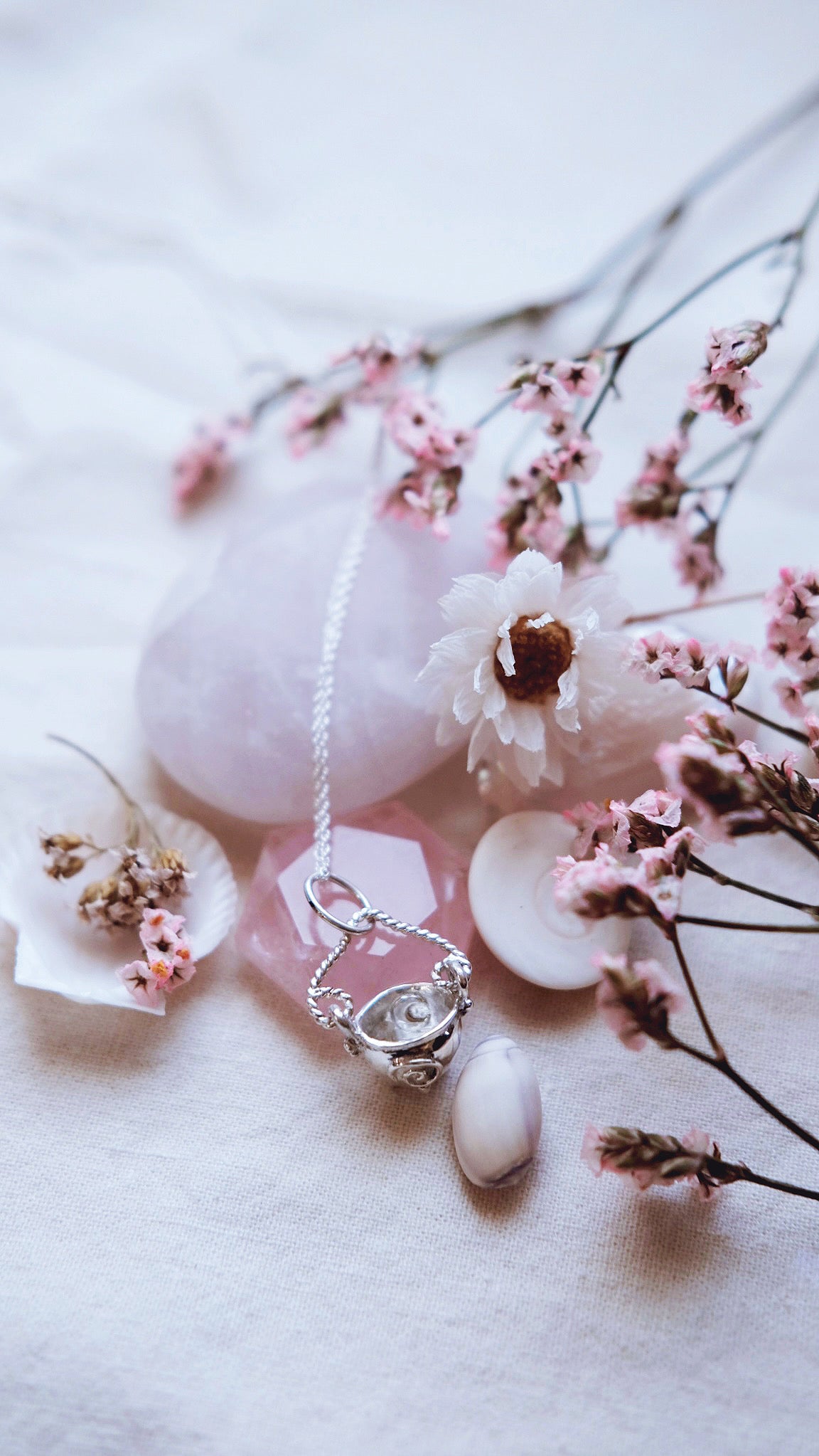 HAWTHORNE CAULDRON CHARM + HIGH POLISH STERLING SILVER