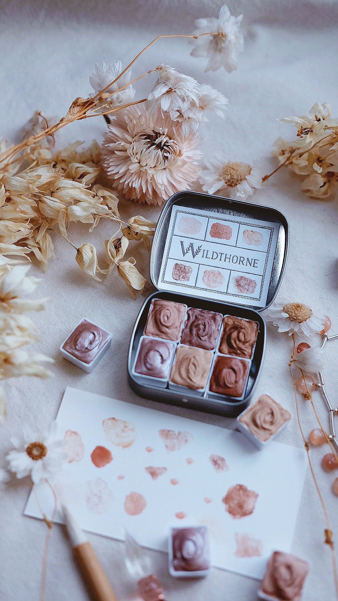 Hesperides + limited edition mineral shimmer watercolor palette