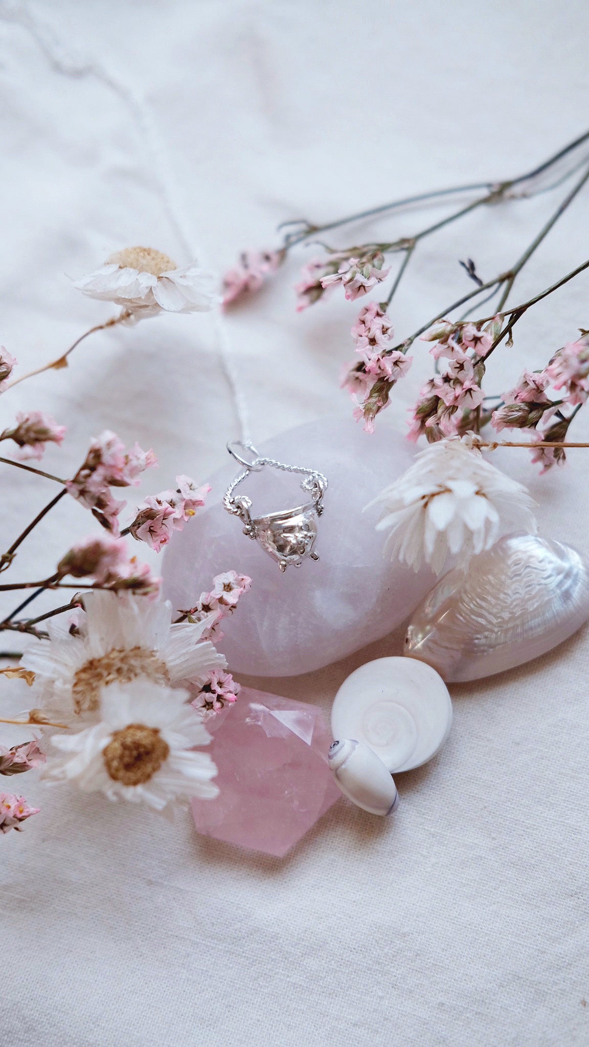 HAWTHORNE CAULDRON CHARM + HIGH POLISH STERLING SILVER