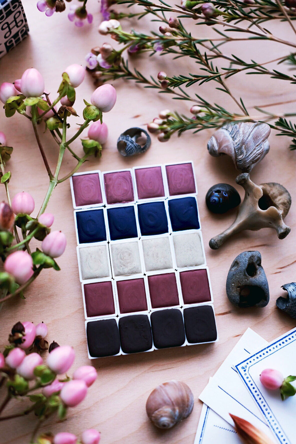 Seashell Floret - Limited edition Gemstone Mineral watercolor palette