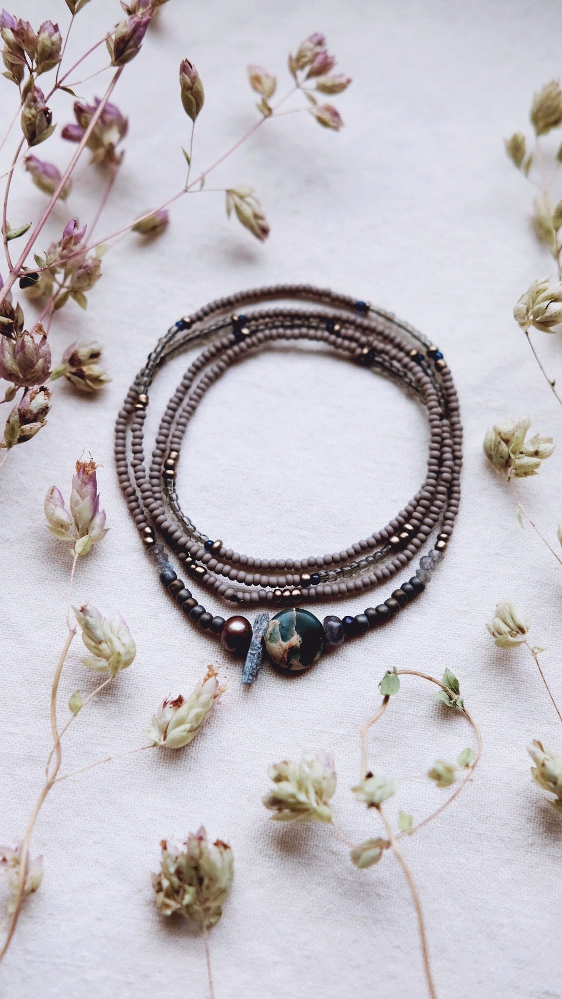 Verge of Seas + Jasper + Kyanite + Freshwater Pearl + Labradorite necklace