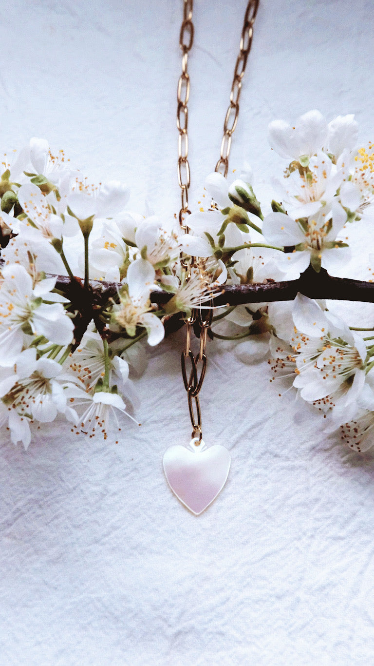 Mother of Pearl Carved Heart Necklace - AURUM LUMINARE - Jupiter in Cancer
