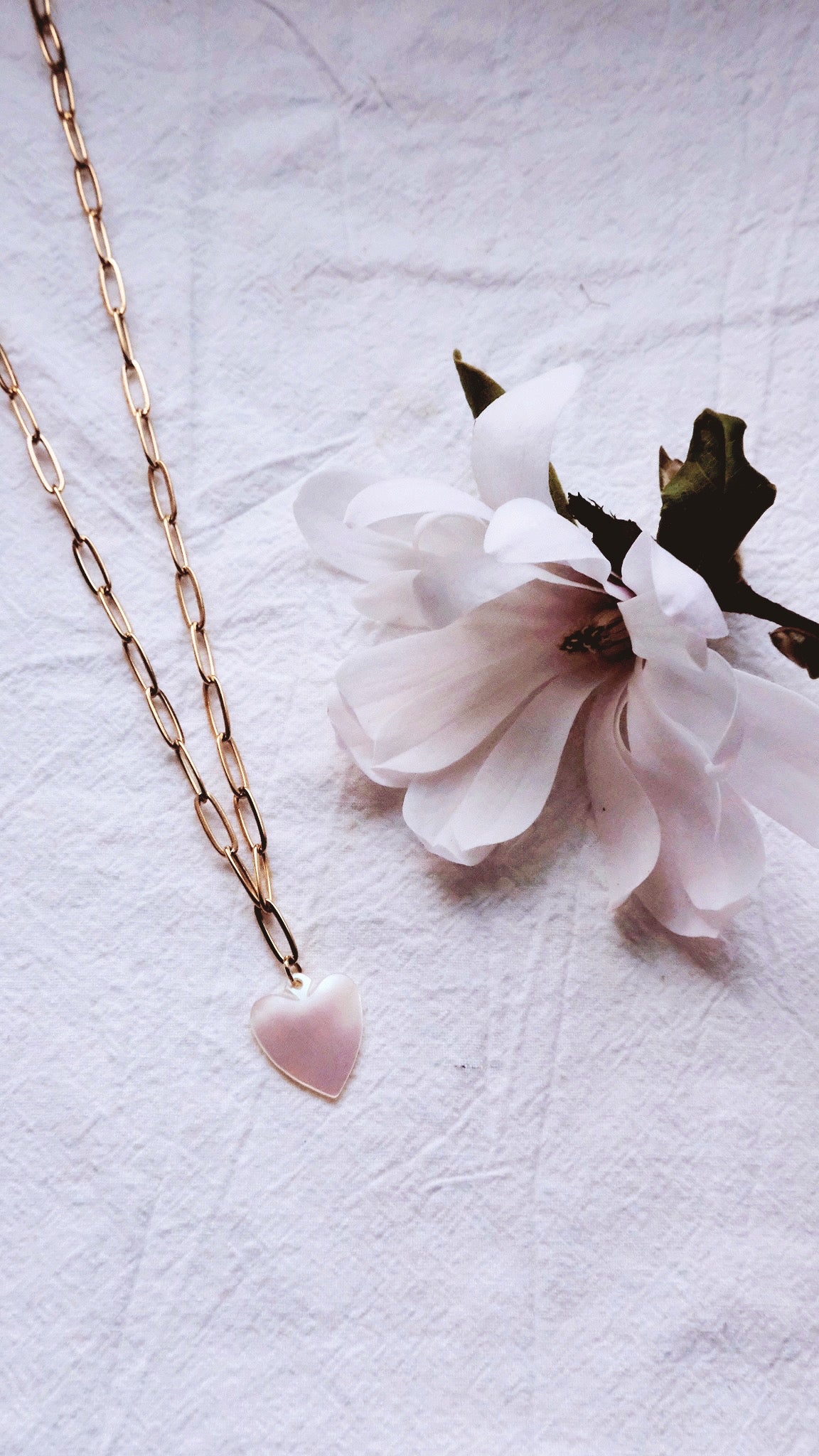 Mother of Pearl Carved Heart Necklace - AURUM LUMINARE - Jupiter in Cancer