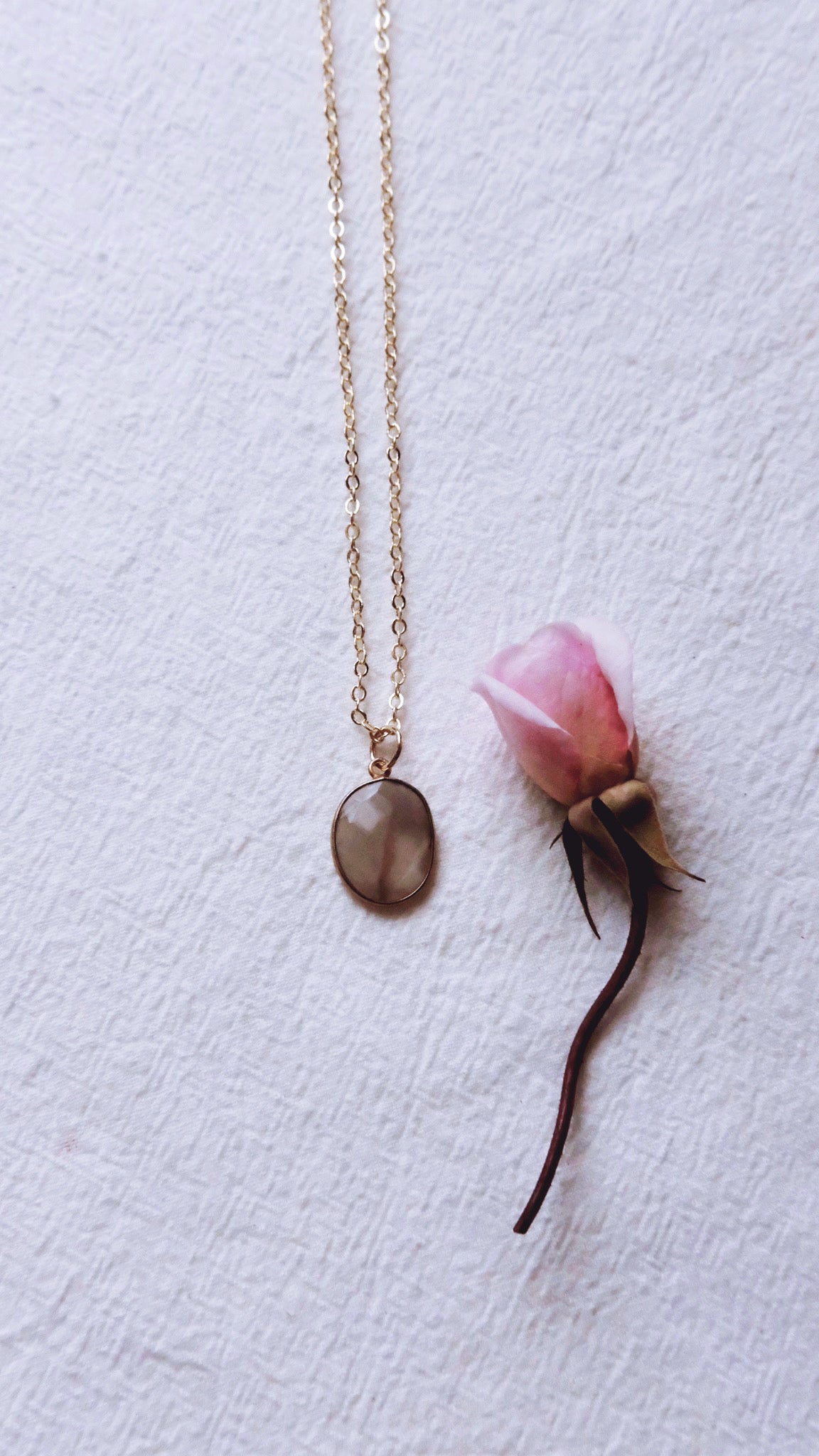 Grey Moonstone - Aurantia Quietis