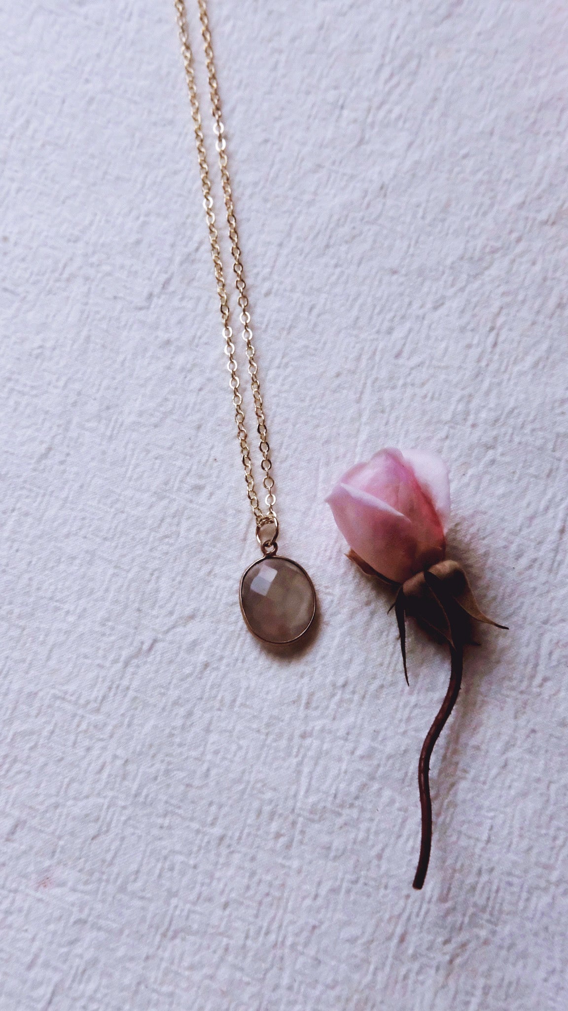 Grey Moonstone - Aurantia Quietis