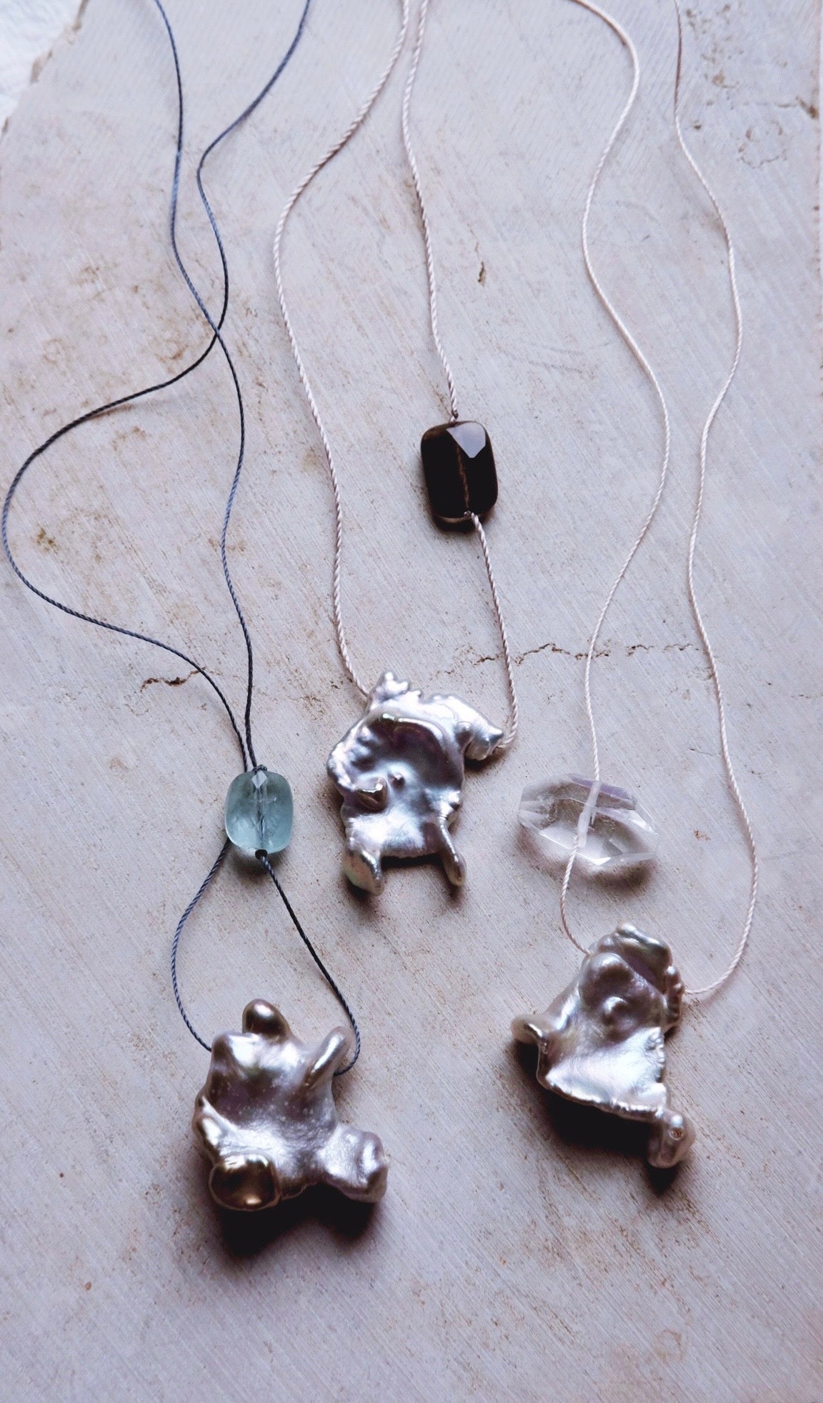 Coastline Silk — Pearl Form II (Quiet Drift)